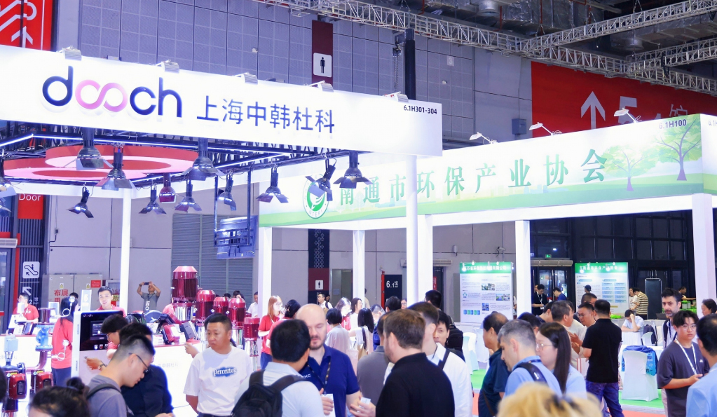 輪式集裝箱搬運系統