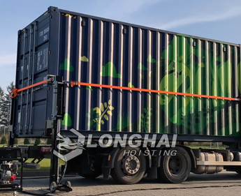 集裝箱舉升機實物圖一
